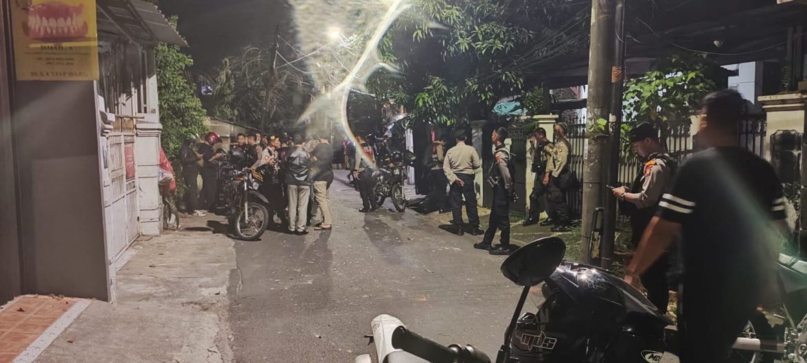 Tim Patroli Perintis Presisi Bubarkan Tawuran Warga Di Cipinang Muara