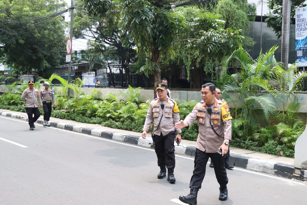 Polrestro Jakpus Terjunkan 3.315 Personil Gabungan Amankan Munajat Kubro Di Monas.