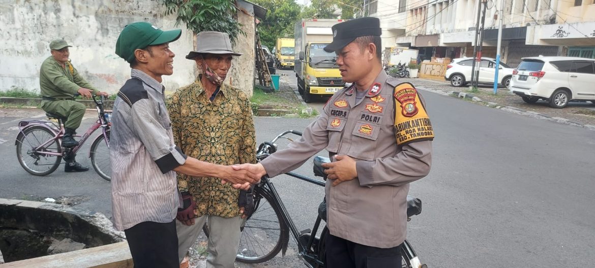 Bhabinkamtibmas Roa Malaka Polsek Tambora Ajak Warga Aktif Cegah Gangguan Kamtibmas