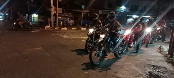 Patroli Tim Perintis Presisi Polres Metro Depok Di Malam Hari Berikan Rasa Aman Bagi Masyarakat