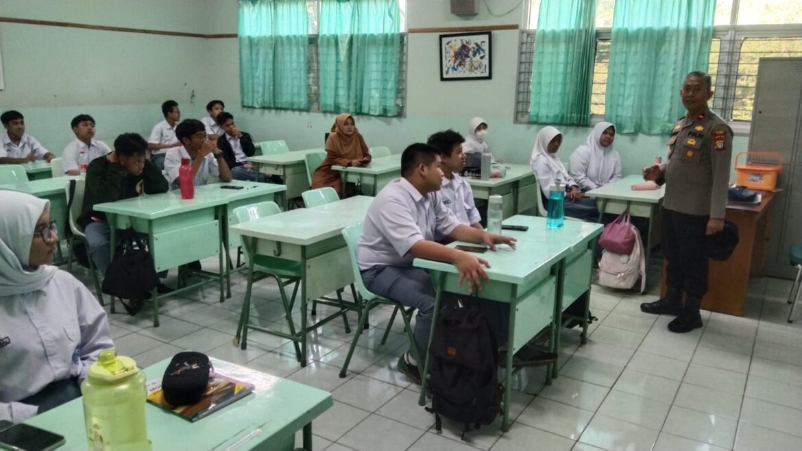 Police Go School ke SMA Dian Didaktika, Polsek Cinere Pelopori Deklarasi Anti Tawuran Pelajar