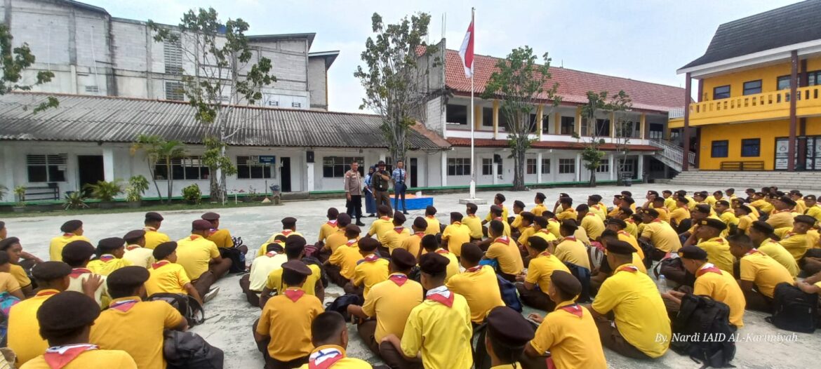 Polsek Sukmajaya Adakan Sosialisasi Anti Tawuran di SMA Yappan