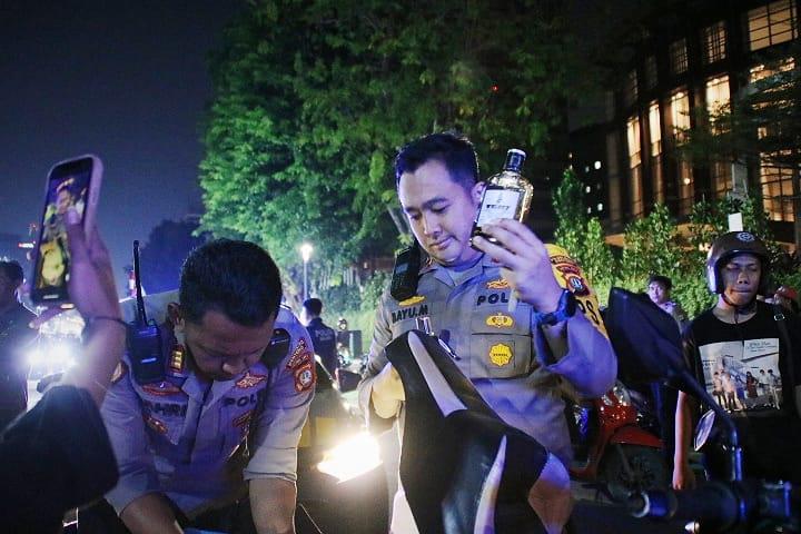 Polrestro Jakpus Gencarkan Patroli Malam Hari, Cegah Balap Liar dan Tawuran Antar Remaja