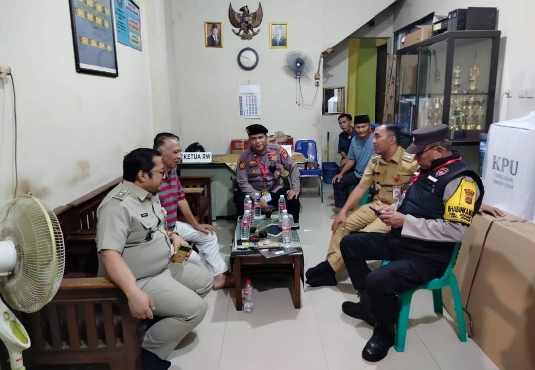 Tiga Pilar Kelurahan Johar Baru Pengecekan Kotak Suara dan TPS Kesiapan Pemungutan Suara Pilkada