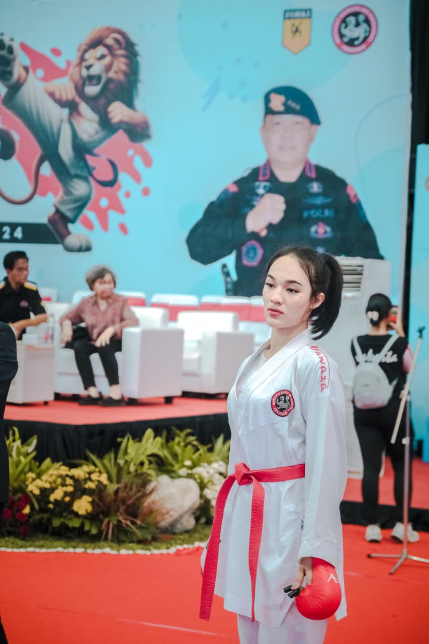 Bripda Jessica, Polwan di Polda Riau, Sabet Medali Emas Kejuaraan Karate di Malaysia