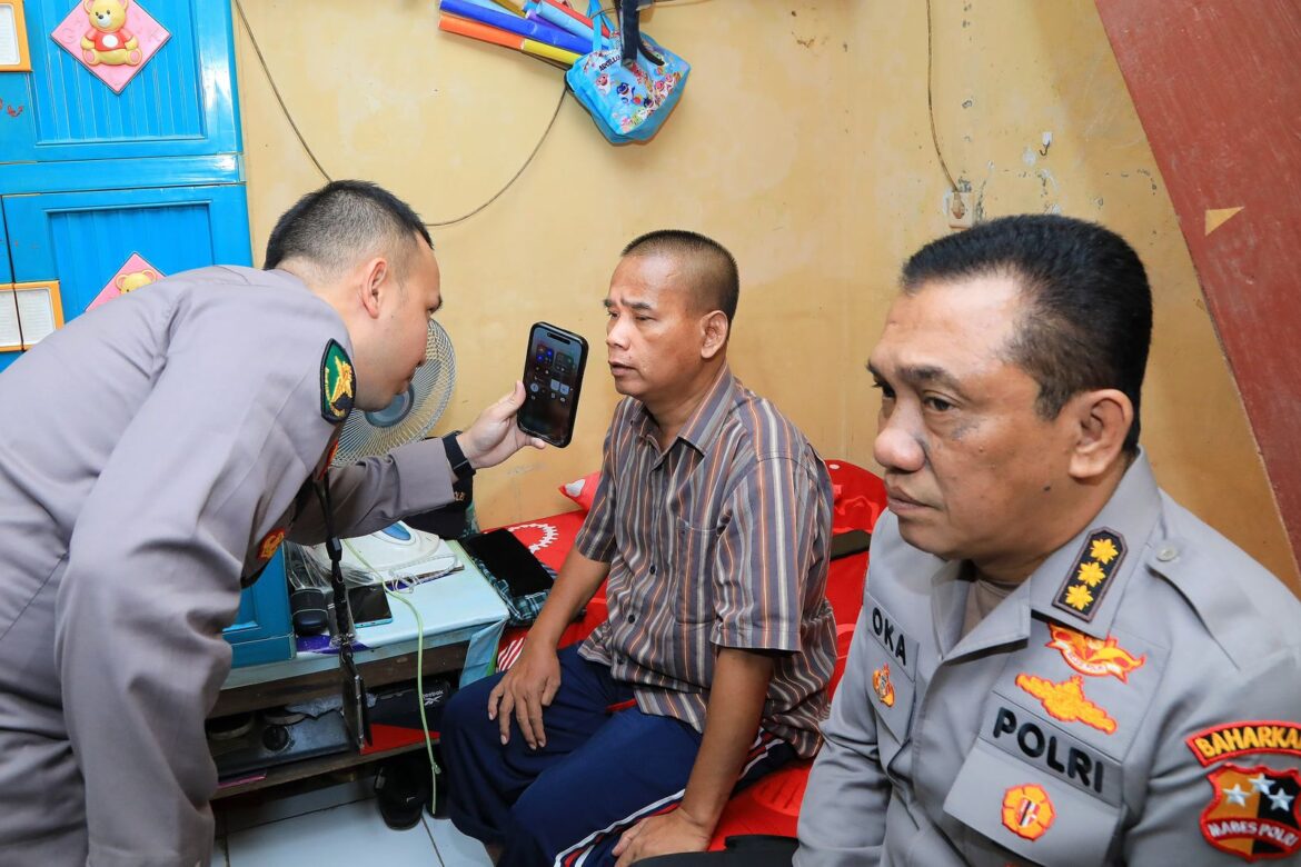 Anjangsana HUT Bhayangkara ke-79, Tim Baharkam Polri Kunjungi PNPP Sakit Pengatur Muda Joko Priyono