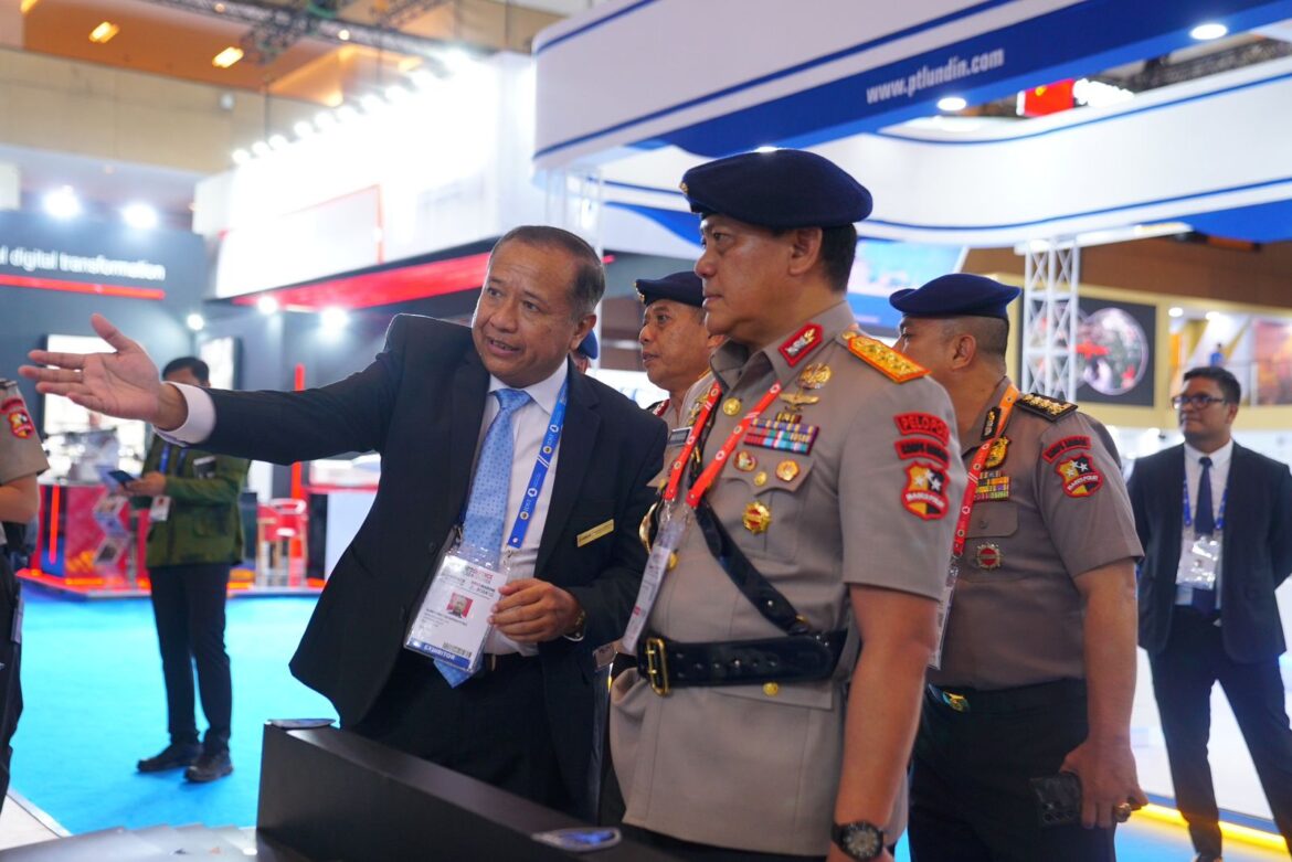 Dankorbrimob Polri Hadiri Pembukaan Pameran Pertahanan Indo Defence 2025 Expo And Forum
