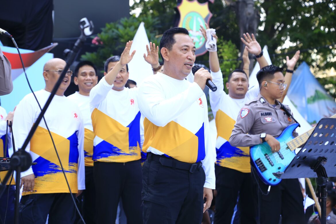 Bhayangkara Sport Day: Kapolri Bawakan Lagu God bless dan Bon Jovi di Bundaran HI