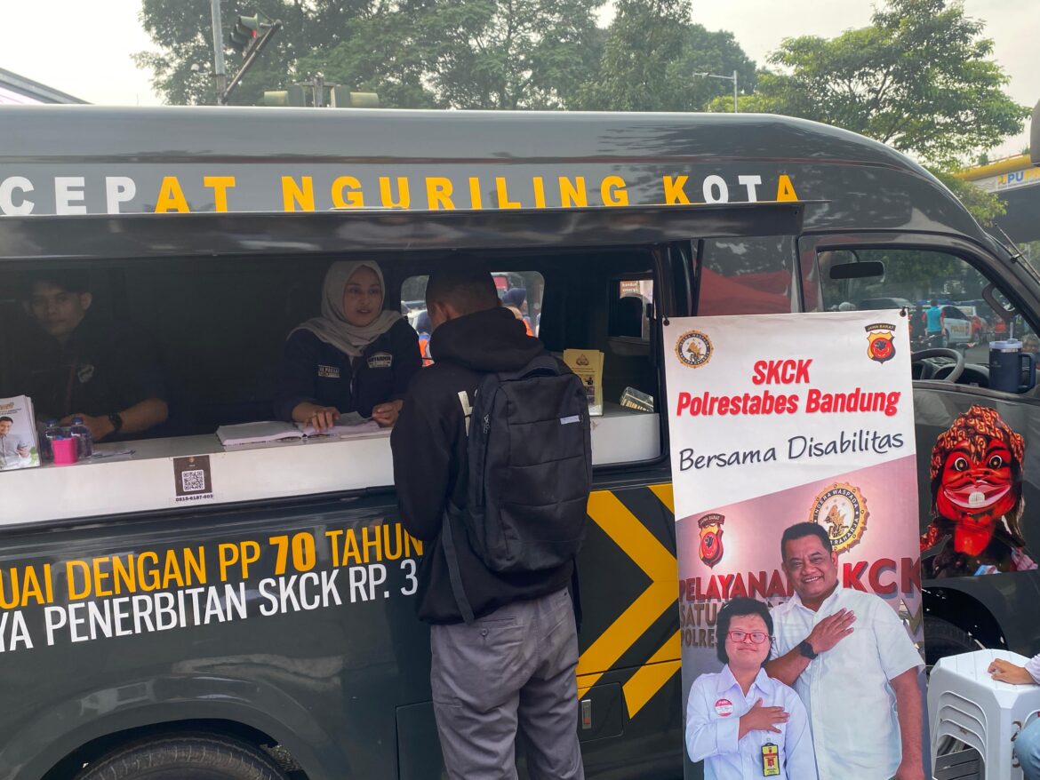 Wakapolda Jabar Sapa Warga di CFD Dago Cikapayang Bandung, Gelar berbagai Yan Gratis ke pengunjung