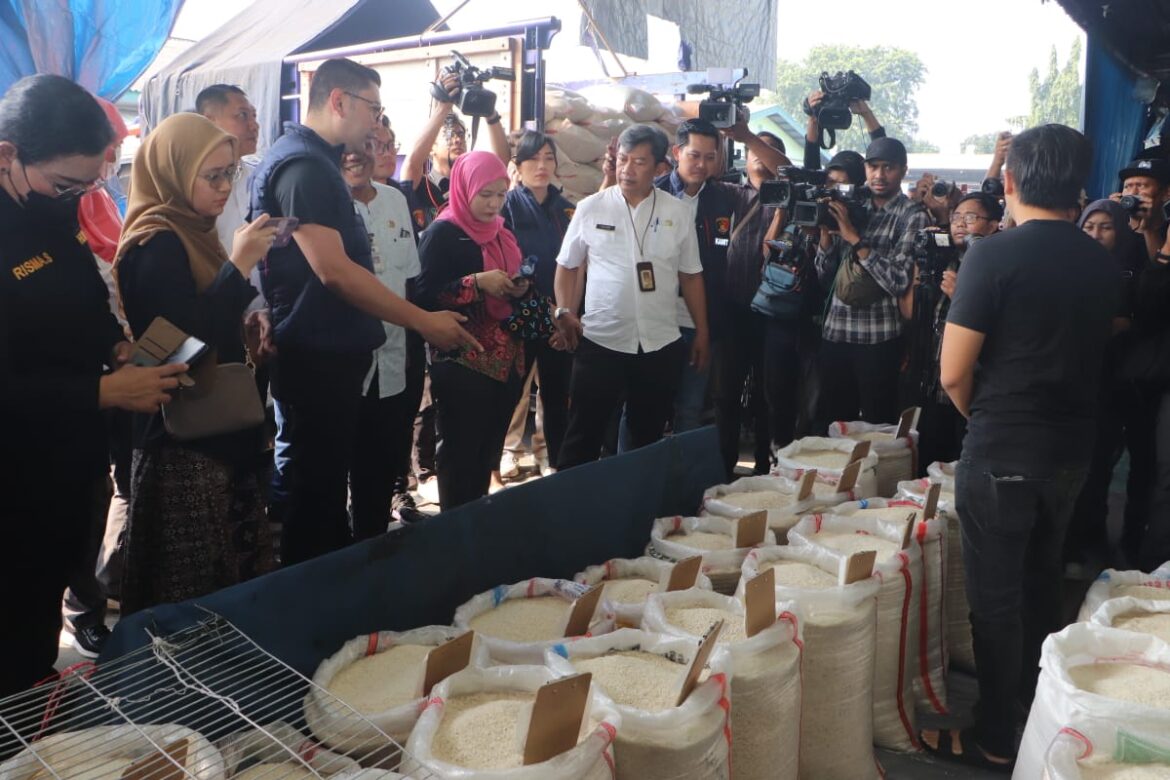 Satgas Pangan Polda Metro Jaya Sidak Pasar Induk Cipinang, Awasi Peredaran Beras Oplosan dan Tegaskan Komitmen Penegakan Hukum