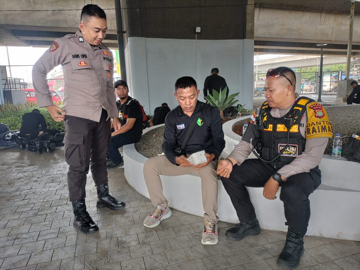 Polres Metro Jakarta Utara Hadir Gelar Layanan Kesehatan di Haul Syech Syaid Embah Priok