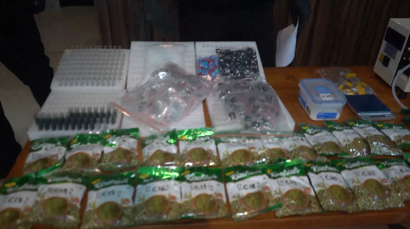 Polda Metro Jaya Ungkap Lab Vape Etomidate di Tangerang, Sita Ribuan Cartridge, 380.996 Jiwa Terselamatkan